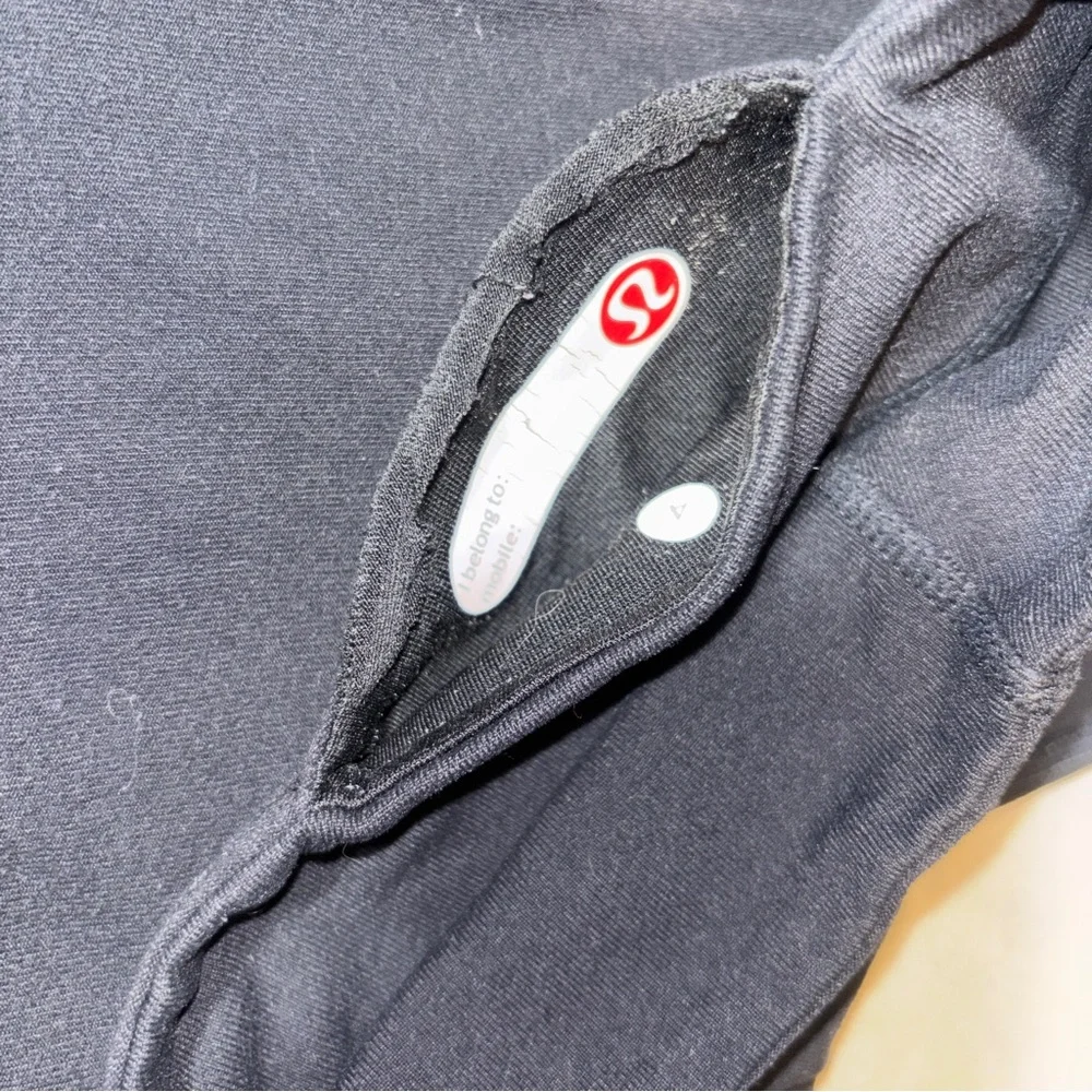 RARE vintage Lululemon flare bottom yoga pants size 4